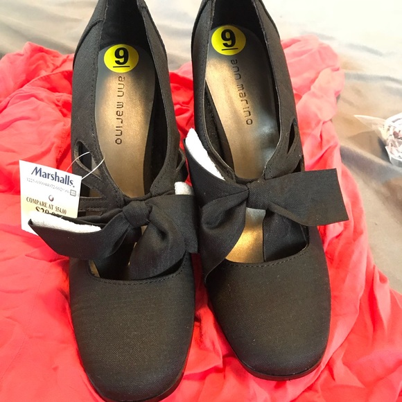 Ann Marino Shoes - Black heels